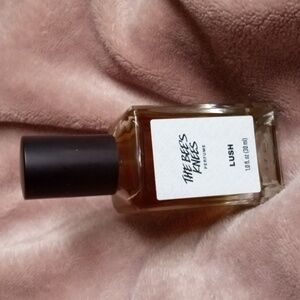Lush Bees Knees Perfume 1.0 Oz